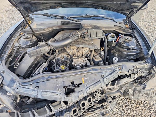 2012 CHEVROLET CAMARO LT — Engine bay
