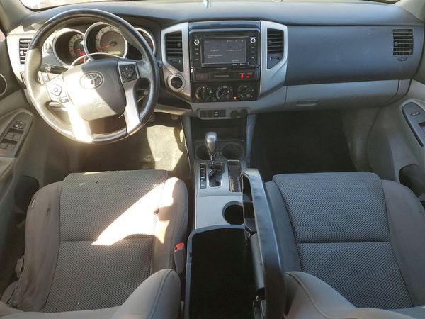 2015 TOYOTA TACOMA