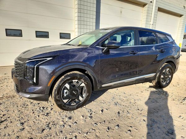 2027 KIA SPORTAGE LX — Front 3/4