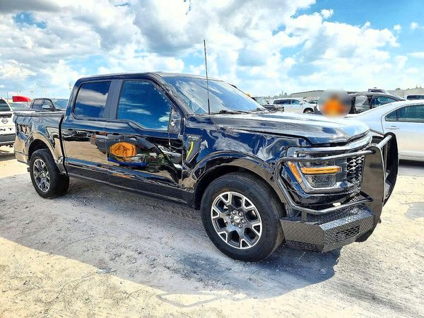 2025 FORD F150 — Passenger 3/4