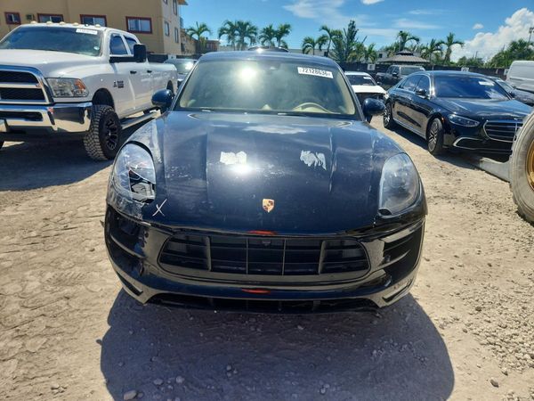 2017 PORSCHE MACAN — DIRF