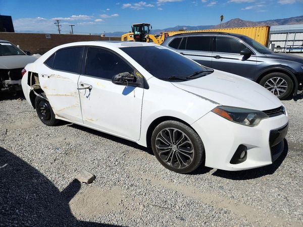 2015 TOYOTA COROLLA L/LE — Passenger 3/4
