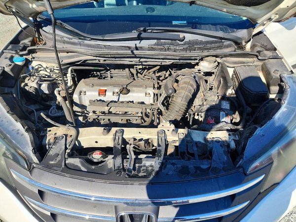 2013 HONDA CRV EX-L — Engine bay