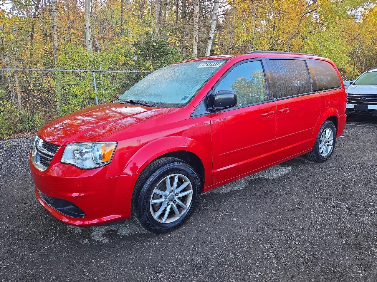 2013 DODGE GRAND CARAVAN SE — Front 3/4