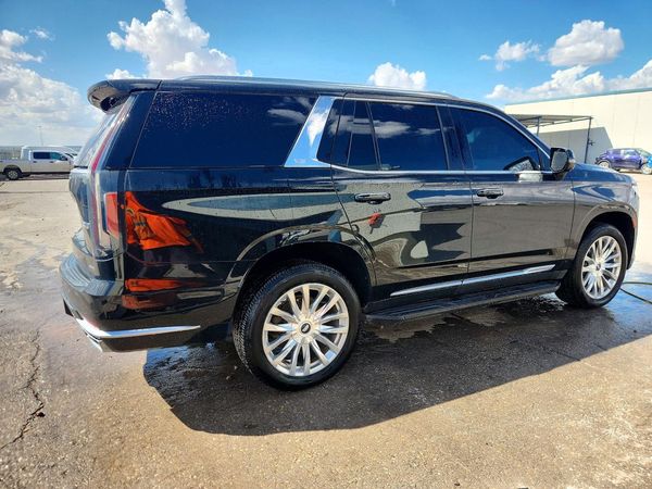 2021 CADILLAC ESCALADE Premium Luxury — PSRA
