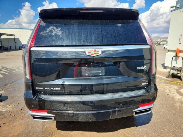2021 CADILLAC ESCALADE Premium Luxury — DIRR
