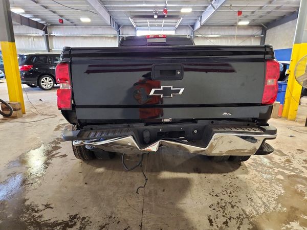2018 CHEVROLET SILVERADO LTZ — DIRR