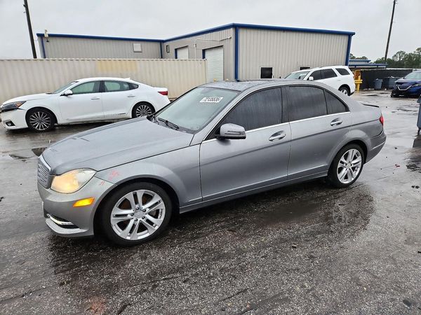 2013 MERCEDES-BENZ C — DSFA — Front 3/4