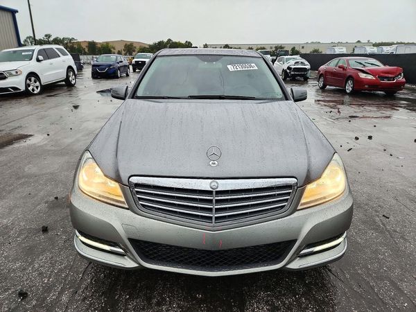 2013 MERCEDES-BENZ C C250 — DIRF