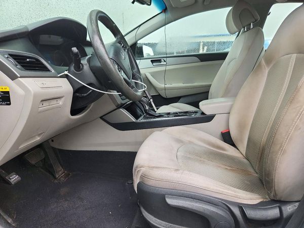 2017 HYUNDAI SONATA SE, Eco — DENT