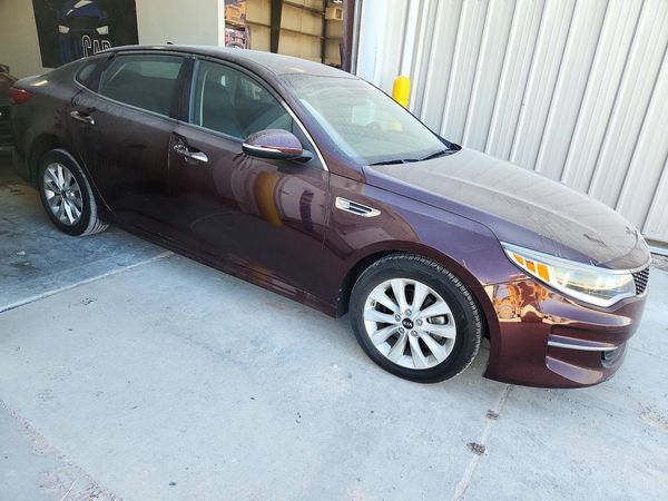 2017 KIA OPTIMA EX/EX Prem/EX Prem Plus — Passenger 3/4