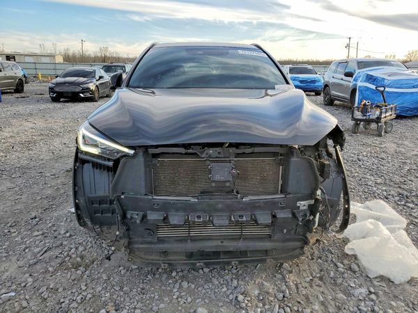 2023 INFINITI QX55 Essential