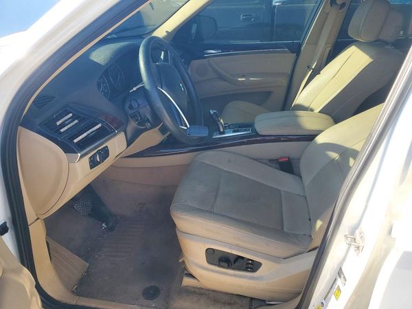 2013 BMW X5 xDrive35i — DENT