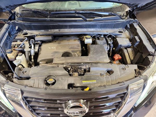 2018 NISSAN PATHFINDER — Engine bay