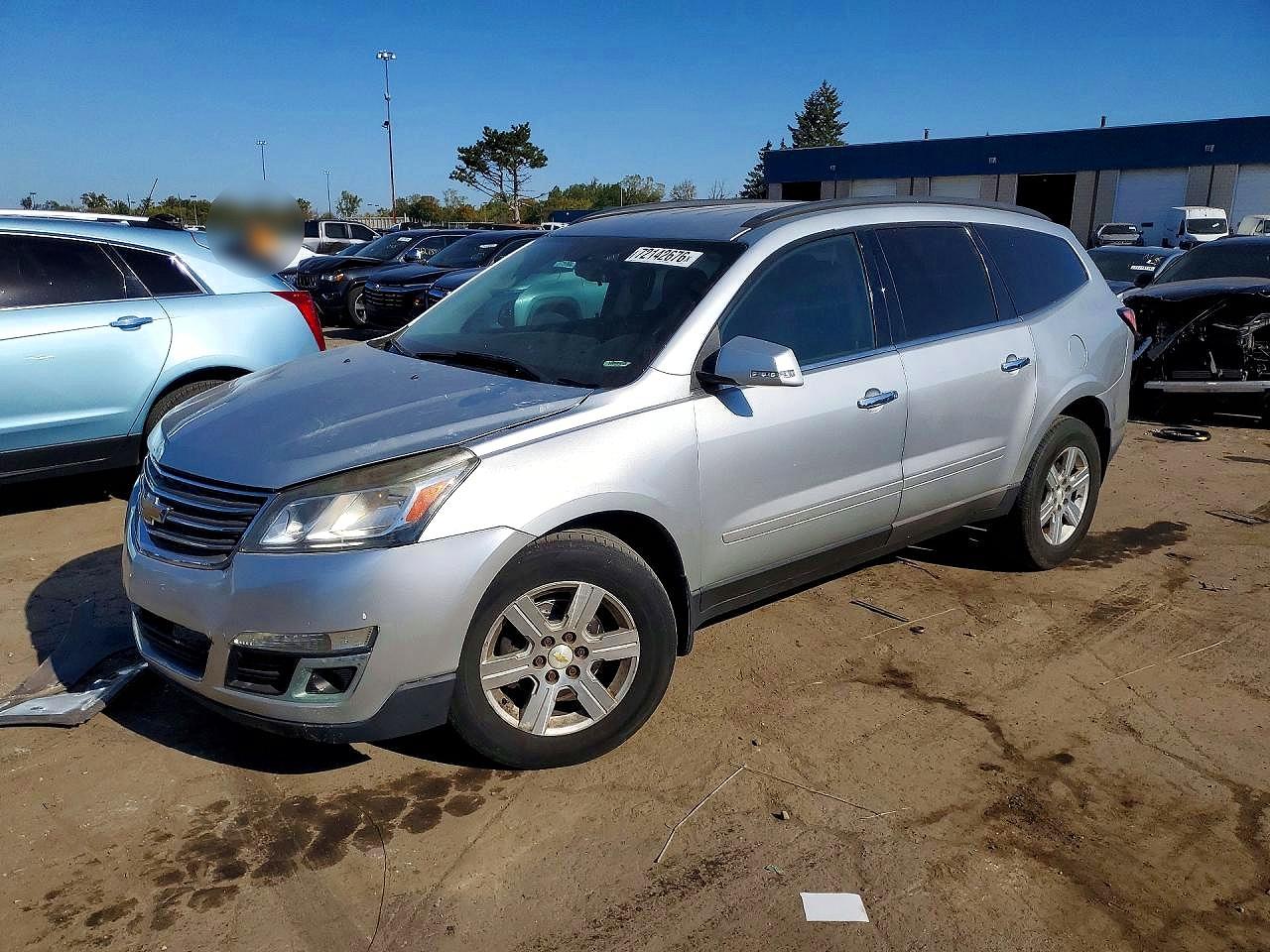 2014 CHEVROLET TRAVERSE 1LT — Front 3/4