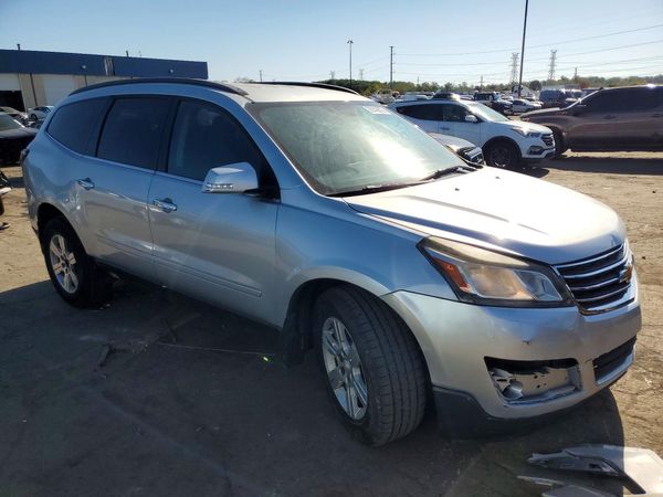 2014 CHEVROLET TRAVERSE 1LT — Passenger 3/4
