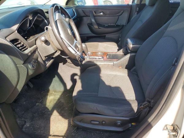 2014 CHEVROLET TRAVERSE 1LT — DENT