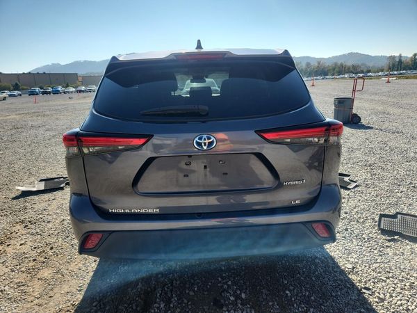 2021 TOYOTA HIGHLANDER LE — DIRR