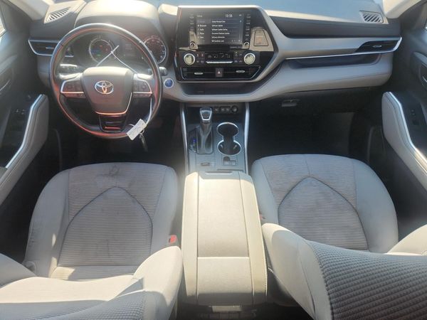 2021 TOYOTA HIGHLANDER LE — CKPT