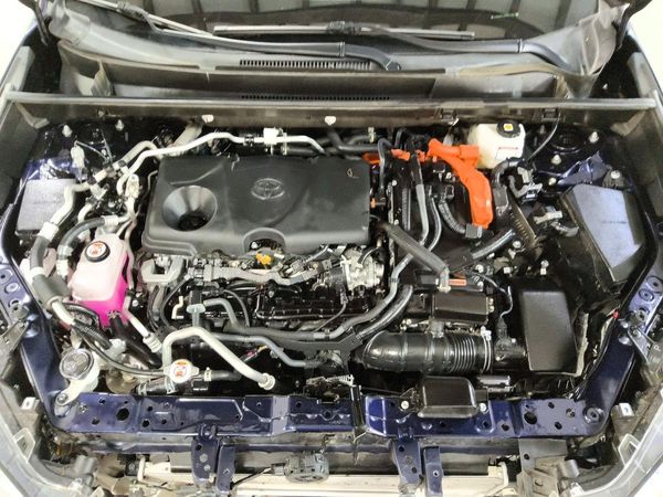 2025 TOYOTA RAV4 XSE — Engine bay