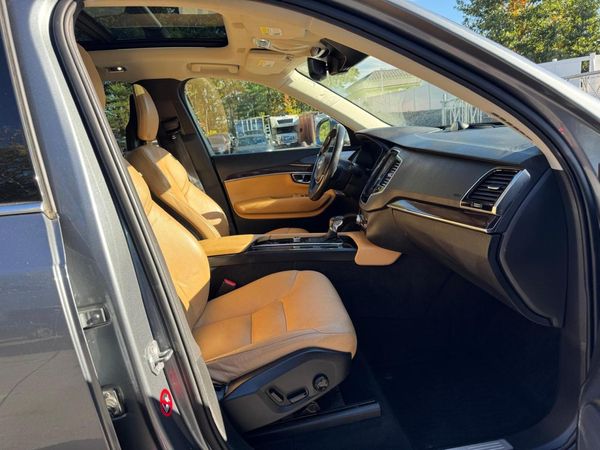 2016 VOLVO XC90 SV42 Momentum