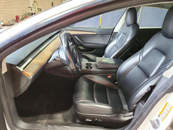 2023 TESLA MODEL 3 — DENT