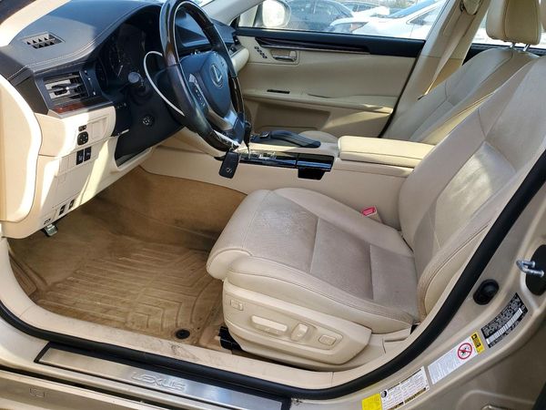 2014 LEXUS ES