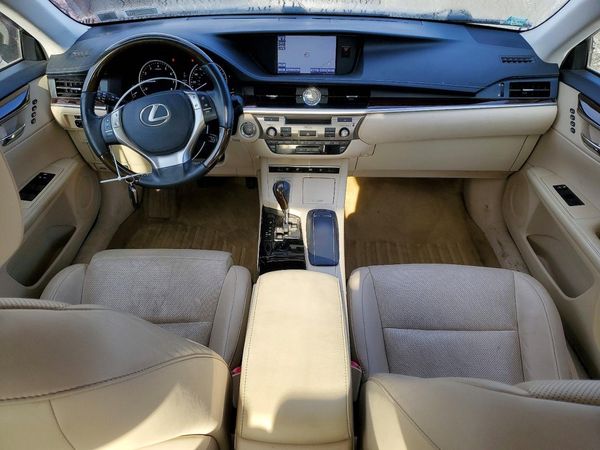 2014 LEXUS ES