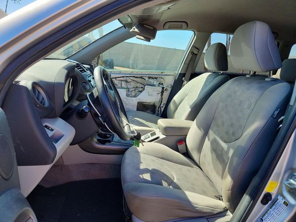 2012 TOYOTA RAV4 Standard — DENT