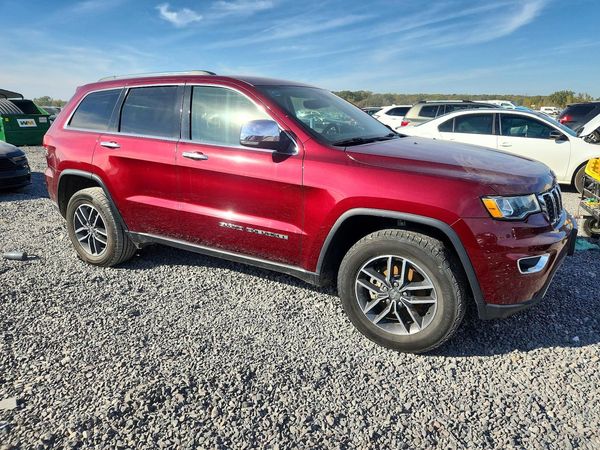 2017 JEEP GRAND CHEROKEE Limited — Passenger 3/4