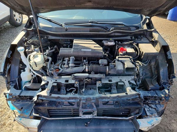 2017 HONDA CRV Touring — Engine bay