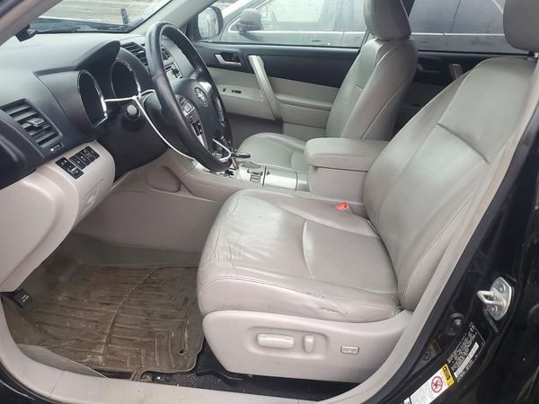 2013 TOYOTA HIGHLANDER Base/Hybrid — DENT