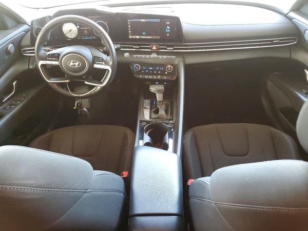 2025 HYUNDAI ELANTRA SEL Convenience — CKPT