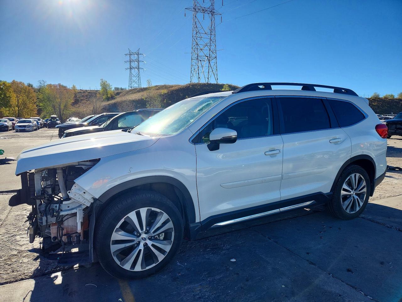 2021 SUBARU ASCENT Limited 8+ES+KA — Front 3/4