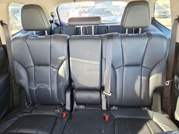 2021 SUBARU ASCENT Limited 8+ES+KA — SUVN