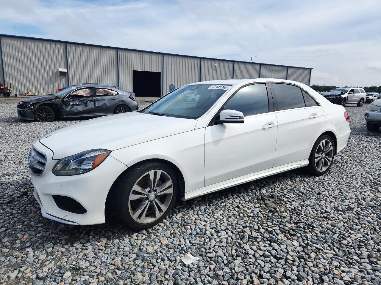 2015 MERCEDES-BENZ E-CLASS E350 — Front 3/4