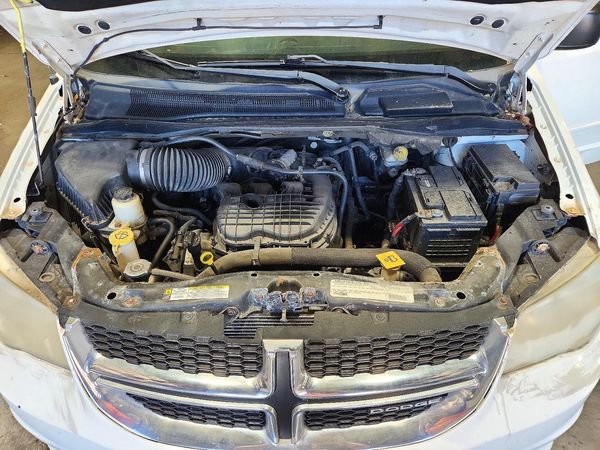 2012 DODGE GRAND CARAVAN SE — Engine bay