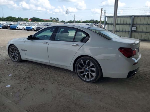 2013 BMW 750 750i/Alpina B7 — DSRA