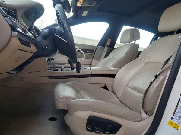 2013 BMW 750 750i/Alpina B7 — DENT