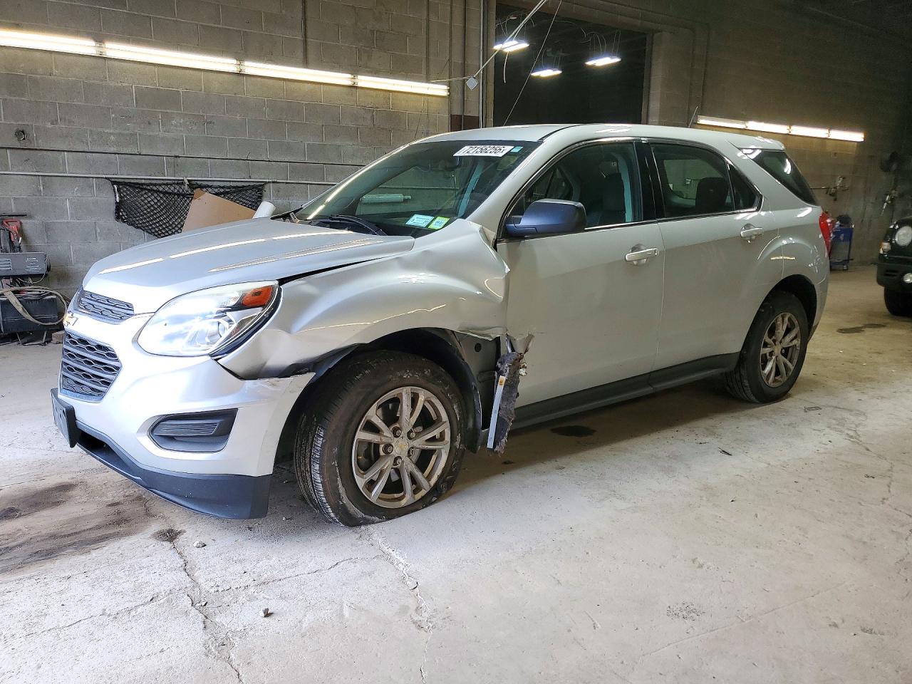 2017 CHEVROLET EQUINOX LS — Front 3/4