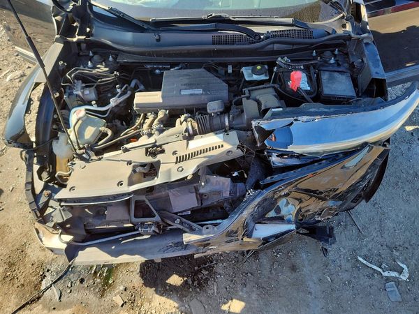 2017 HONDA CRV EX — Engine bay