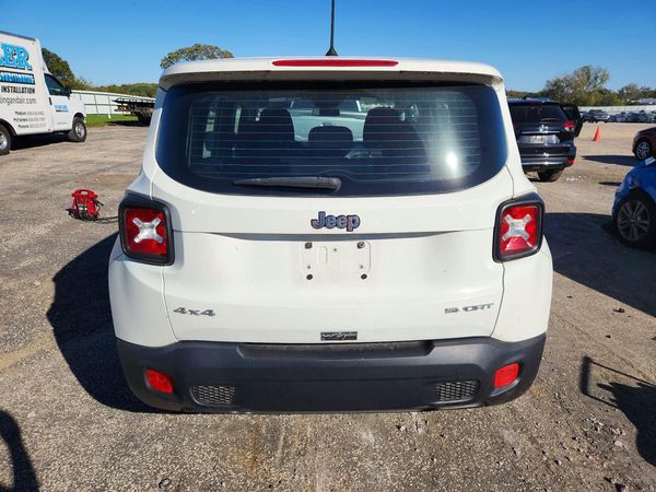 2015 JEEP RENEGADE Sport — DIRR