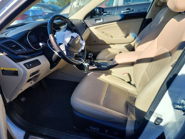 2015 KIA CADENZA — DENT
