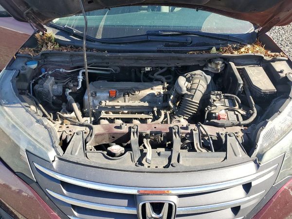2013 HONDA CRV LX — Engine bay