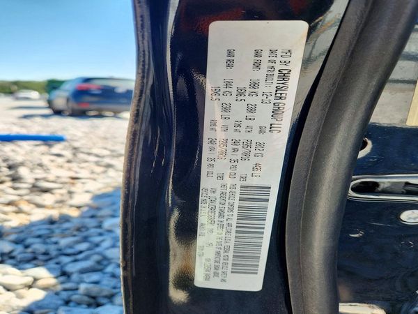 2014 JEEP COMPASS Sport — VINS