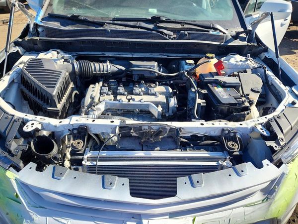 2019 CHEVROLET BLAZER 1LT — Engine bay