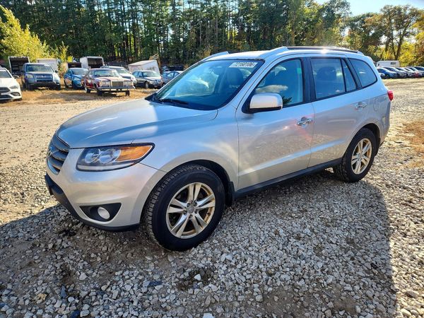 2012 HYUNDAI SANTA FE TOP (High) — Front 3/4