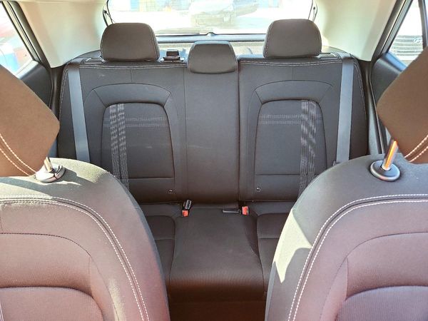 2021 HYUNDAI VENUE SEL & Denim — SUVN