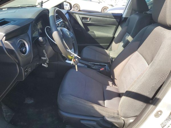 2017 TOYOTA COROLLA — DENT