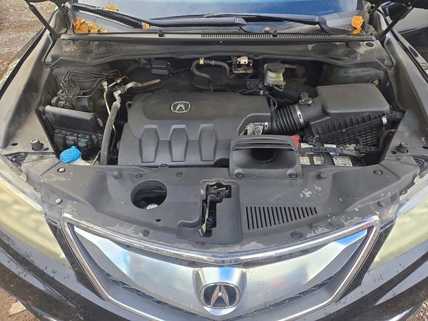 2016 ACURA RDX — Engine bay